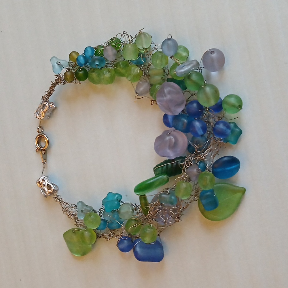 NWOT Artisan Women's Multicolor Wire Beaded Bracelet Sea Glass Color - Picture 16 of 17